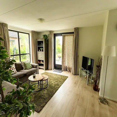 Beautiful Detached House With Large Garden Inewijk Holiday home